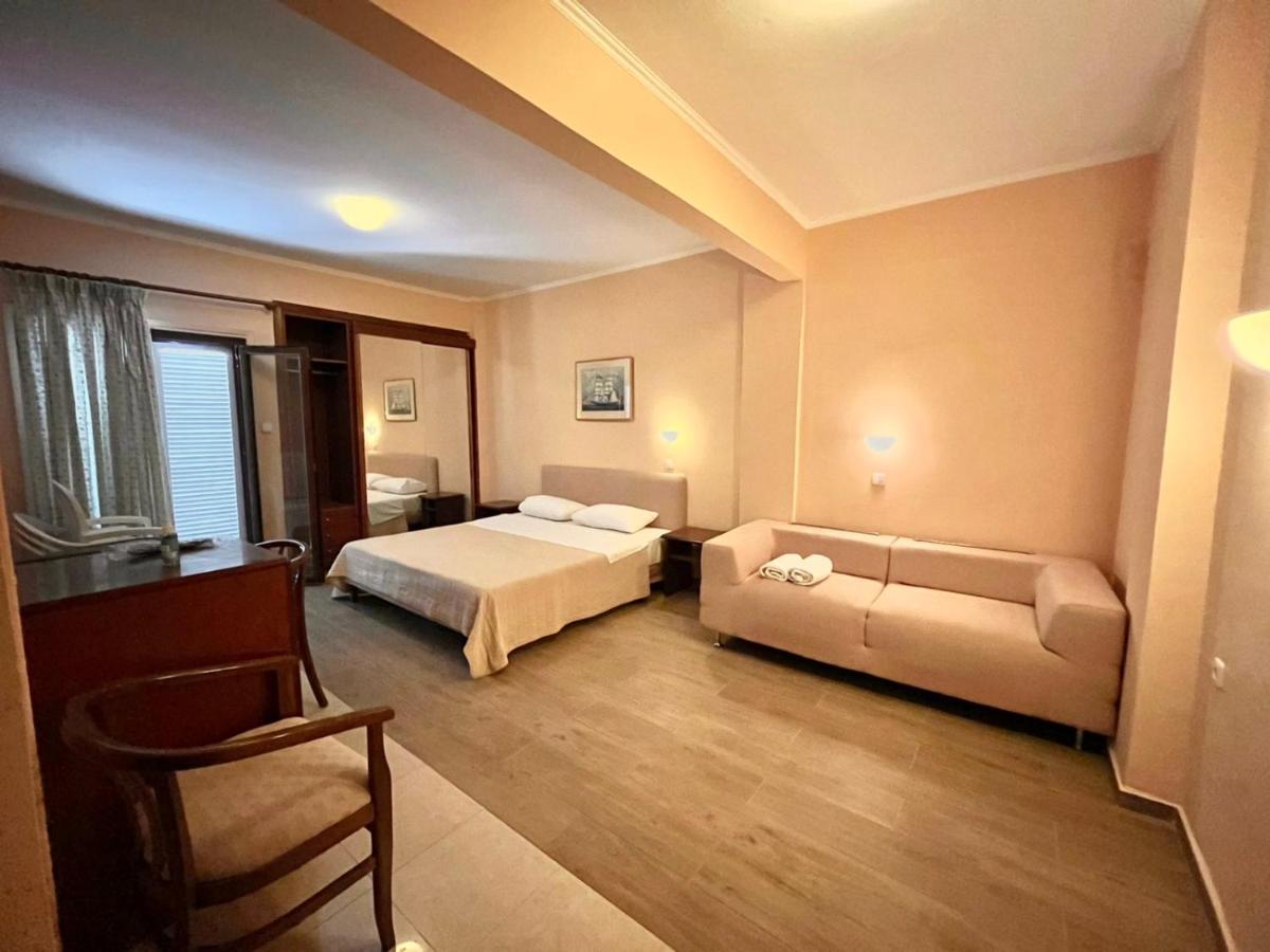 Saint George Hotel อัสโปรวาลตา ภายนอก รูปภาพ