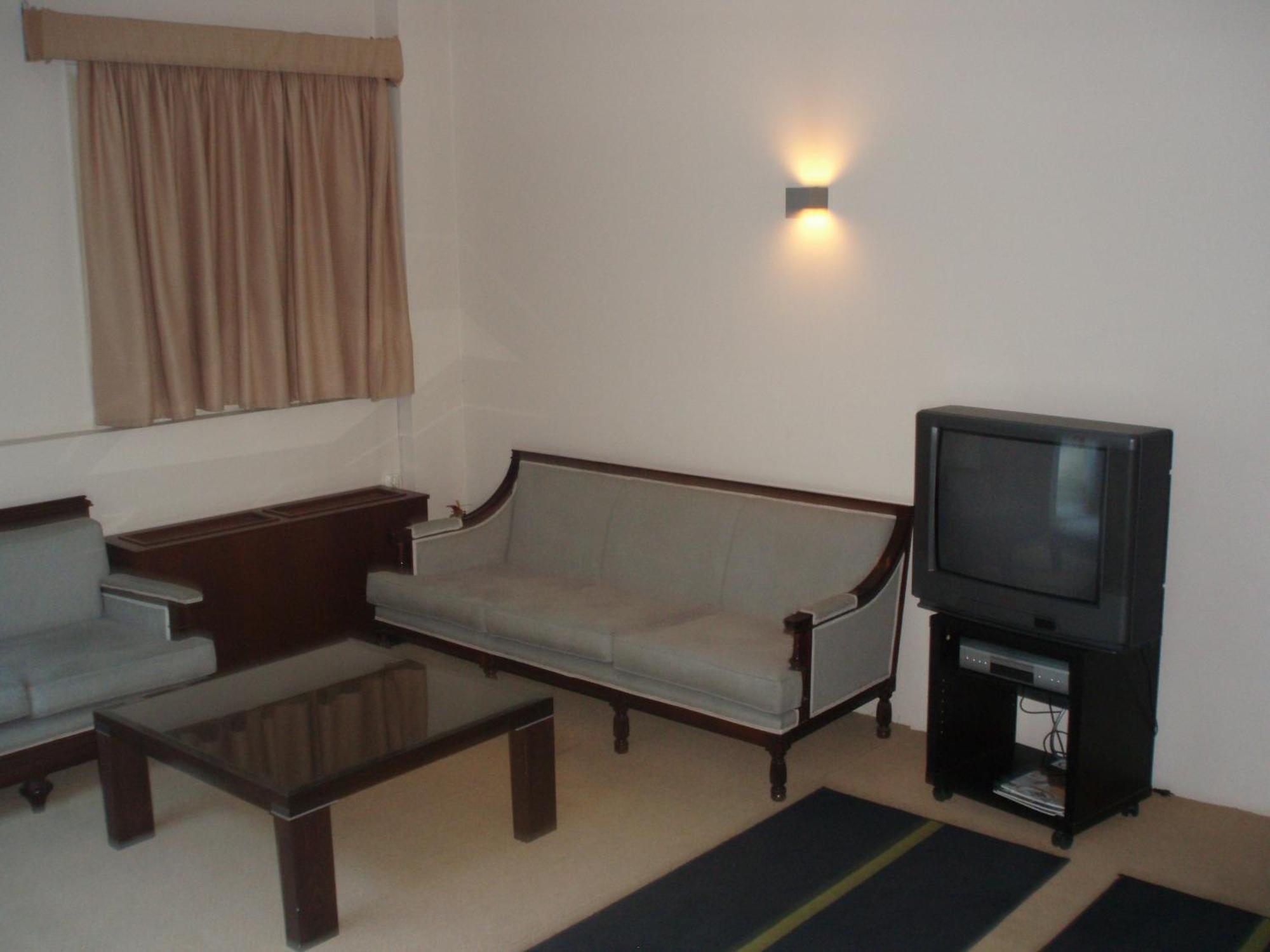 Saint George Hotel อัสโปรวาลตา ภายนอก รูปภาพ
